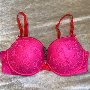 Very Sexy Victoria’s Secret Demi Bra HOT pink 36D